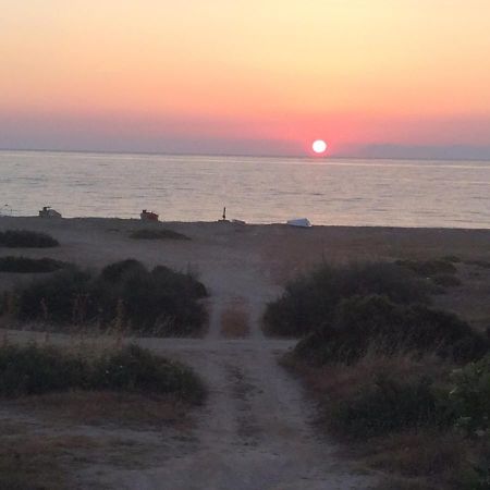 Ikidiki Beach Villa Ierissos Exteriör bild
