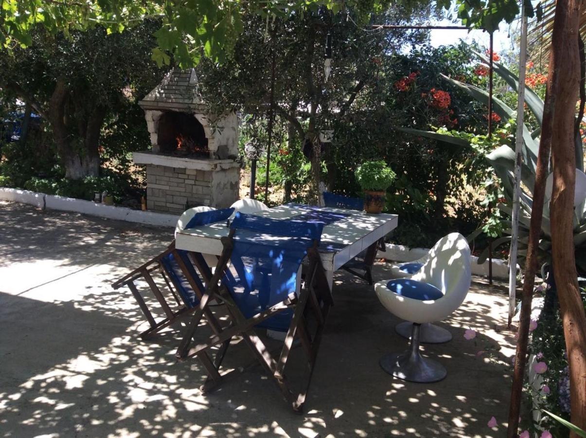 Ikidiki Beach Villa Ierissos Exteriör bild