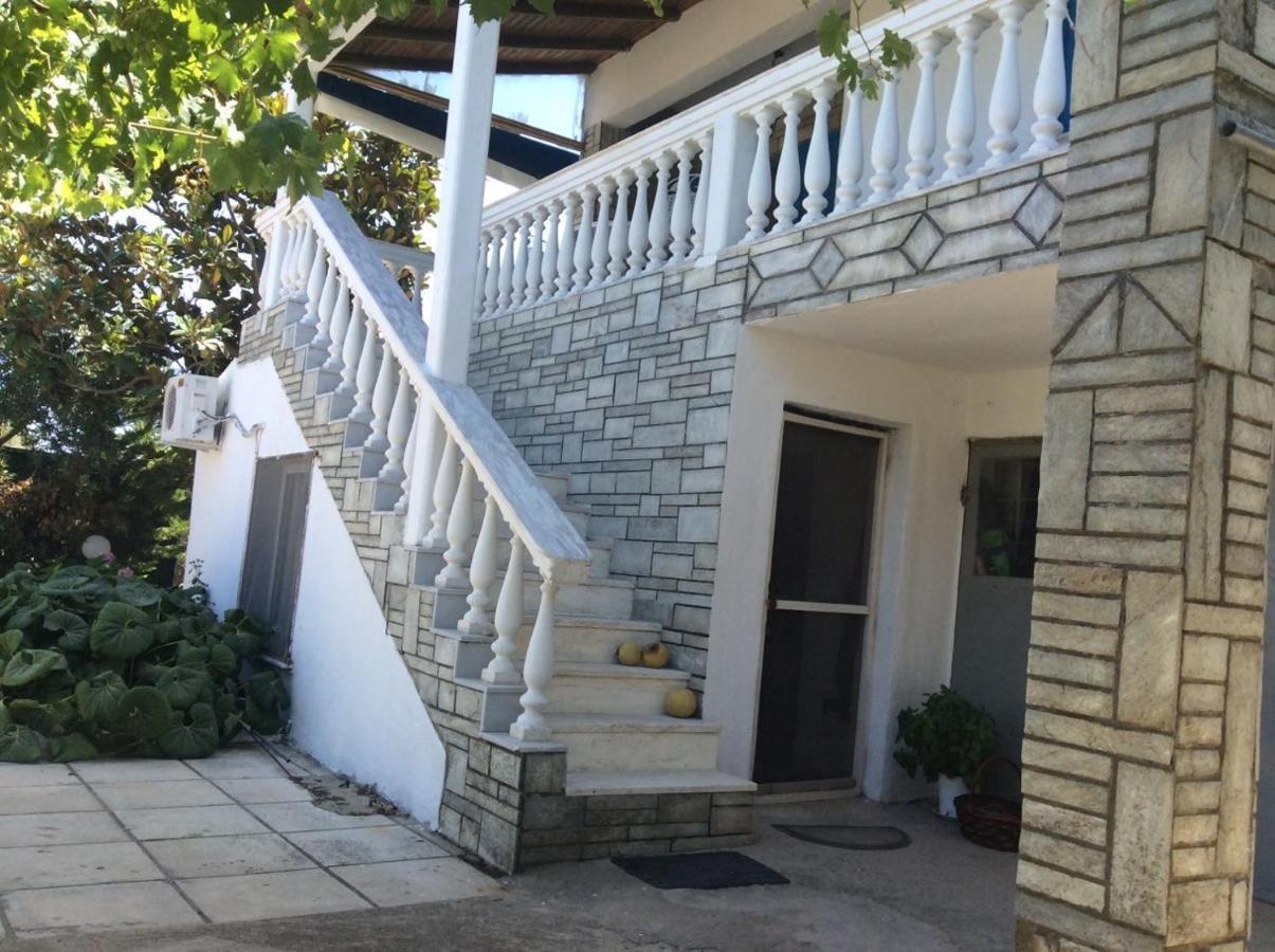 Ikidiki Beach Villa Ierissos Exteriör bild