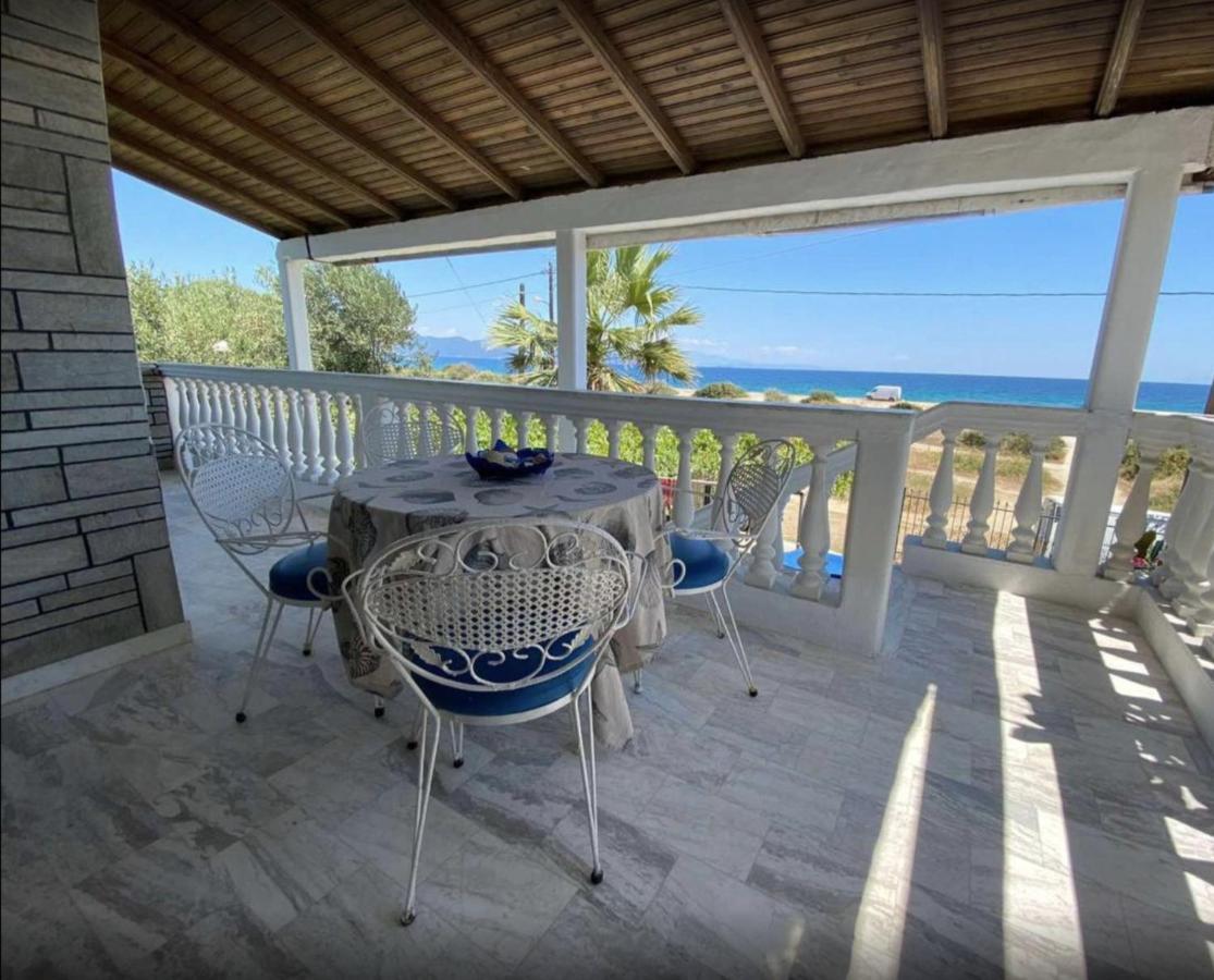 Ikidiki Beach Villa Ierissos Exteriör bild